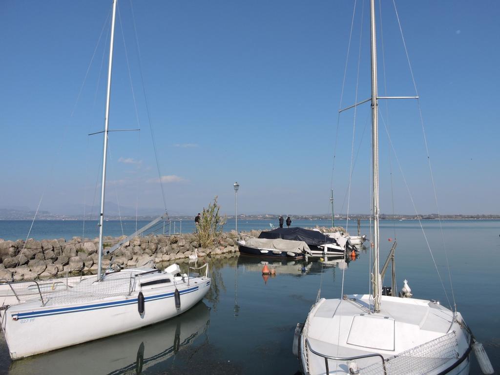 Appartamento Spiaggia Brema Sirmione Dış mekan fotoğraf